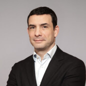 Марат  Манасян